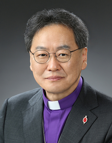 Senior Pastor Chungsuk Kim